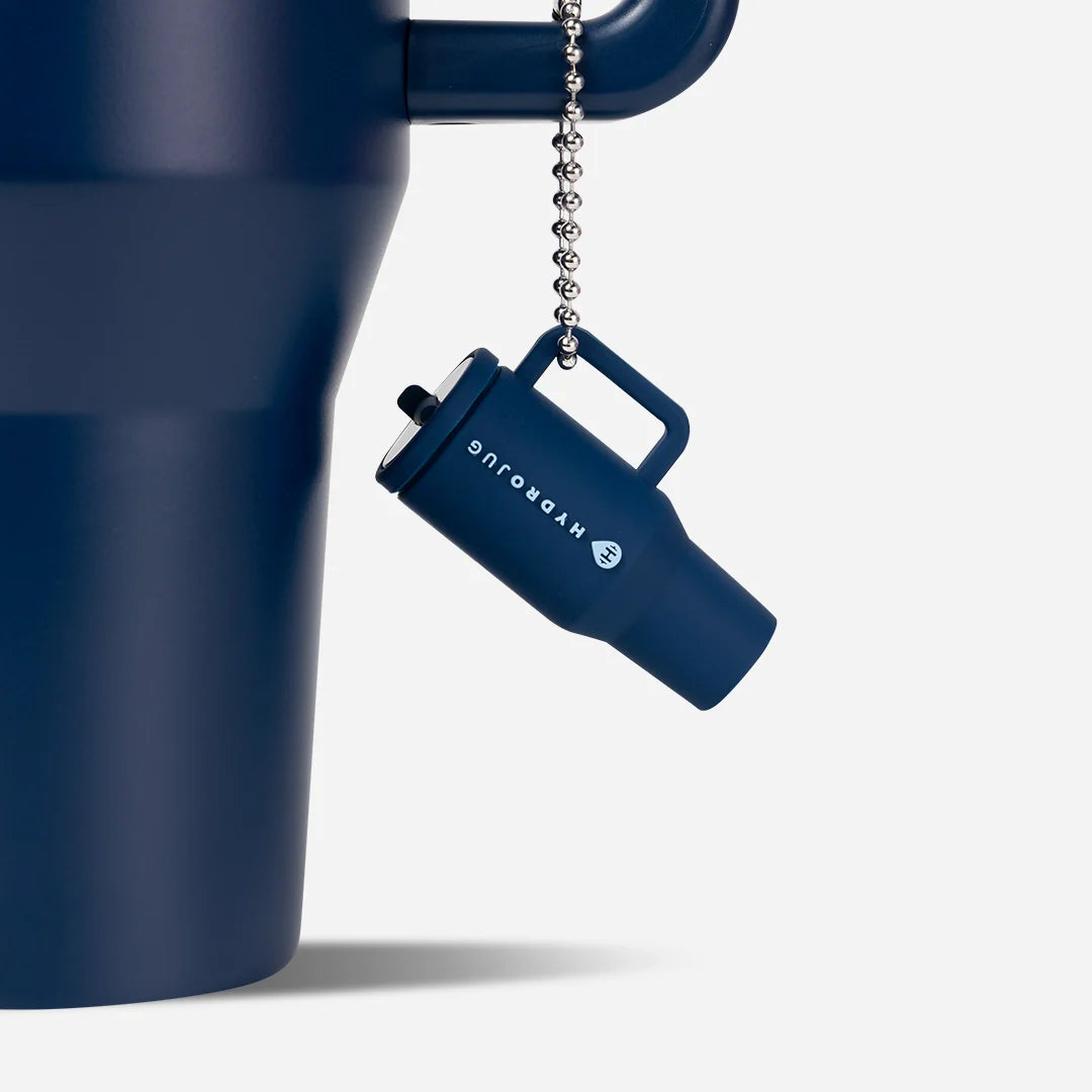 traveler-keychain-z2 Web-TravelerKeychainPhotos-Navy2.webp